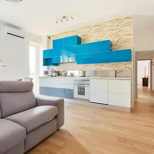 central-maya-apartment.italymilanhotels.net/